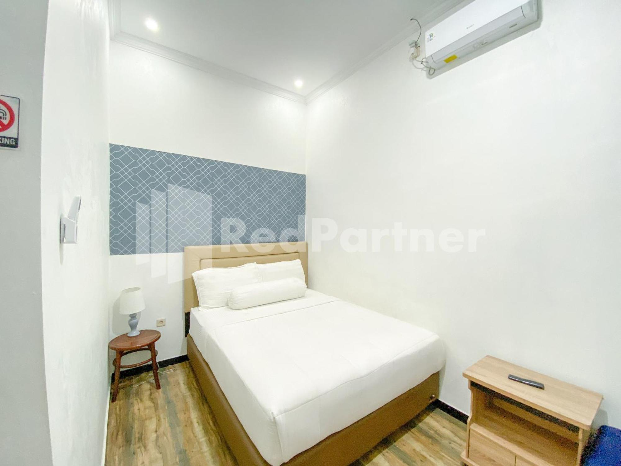 House N Coffee 55 Temanggung Redpartner Hotel Exterior photo